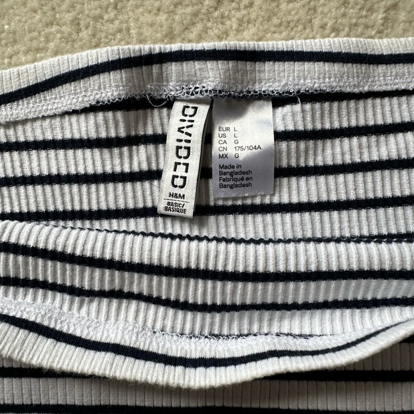 Crop striped off the shoulder top - Picture 2 of 2